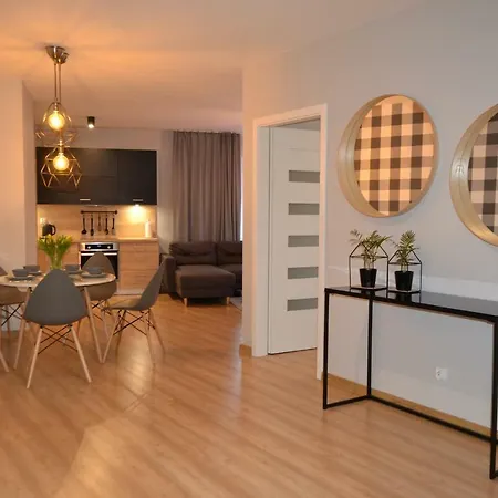 公寓 Wolski - Polanki Park 303 *